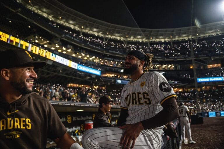 Padres derrota 6-1 a los Atléticos con el cuadrangular 13 de Tatis Jr.