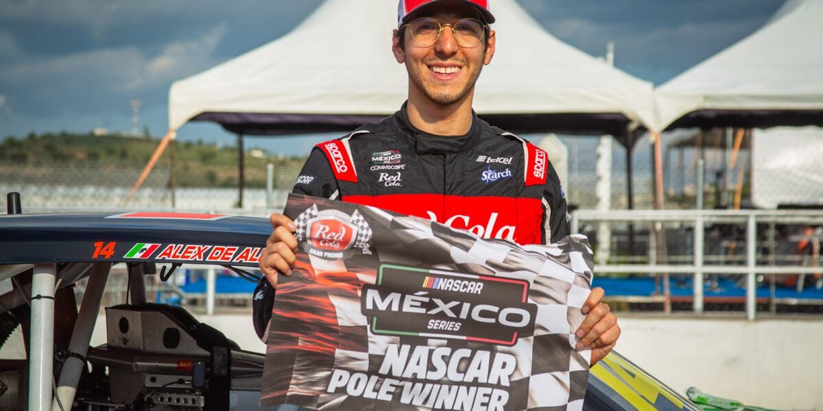 NASCAR México: Alex de Alba se lleva la pole position en Puebla