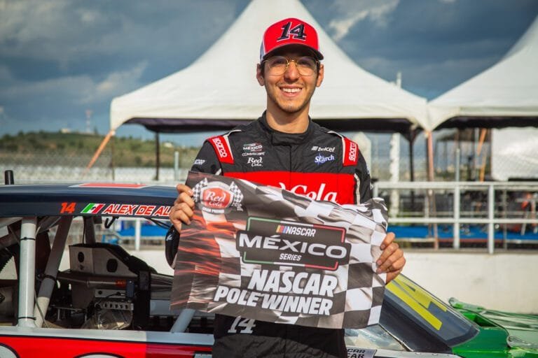 NASCAR México: Alex de Alba se lleva la pole position en Puebla 1 NASCAR México: Alex de Alba se lleva la pole position en Puebla