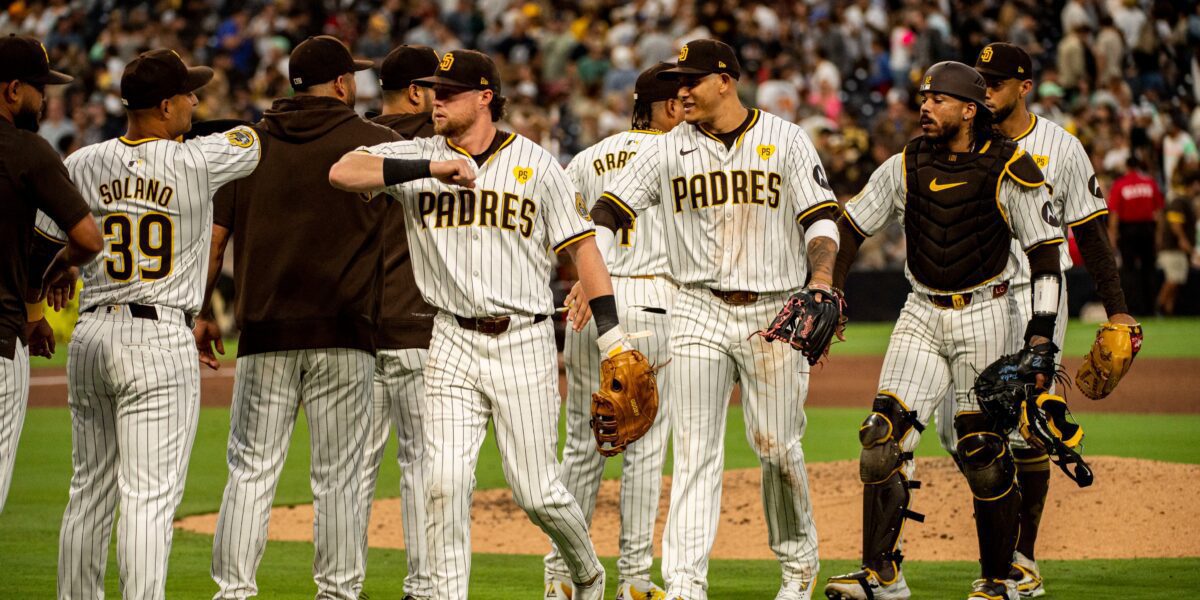 MLB: Martín Pérez Brilla en Debut con los Padres de San Diego que Vencen 3-2 a los Rockies