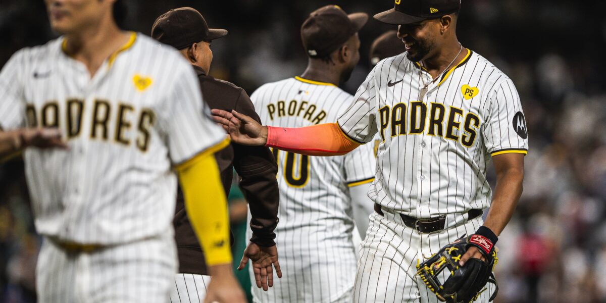 MLB: Padres derrota 8-1 a Dodgers y los barre en la serie en Petco Park