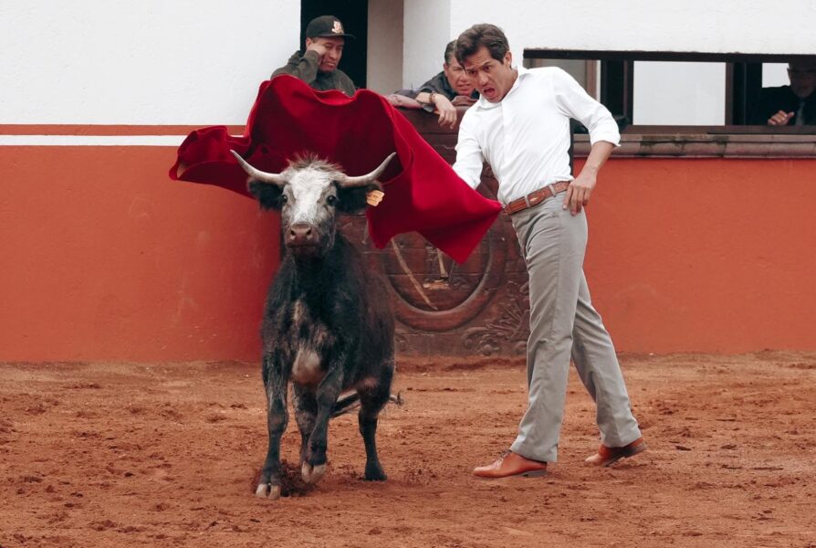 El matador de toros regiomontano Juan Fernando.
