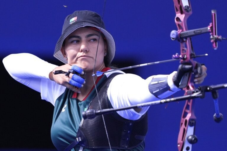 Alejandra Valencia explota contra la Conade por reducción de beca 1 Alejandra Valencia avanza a Cuartos de Final en París 2024