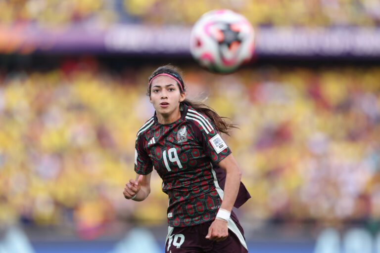 México cayó 1-0 con Colombia en el Mundial Femenil.