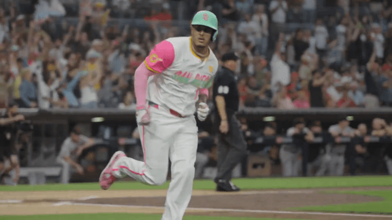 Manny Machado conectó cuadrangular para los San Diego Padres.