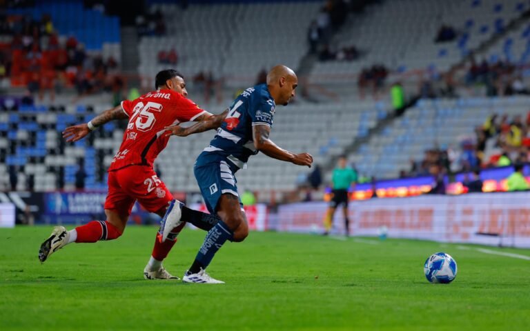 Pachuca y Toluca empatan 2-2 en el Estadio Hidalgo