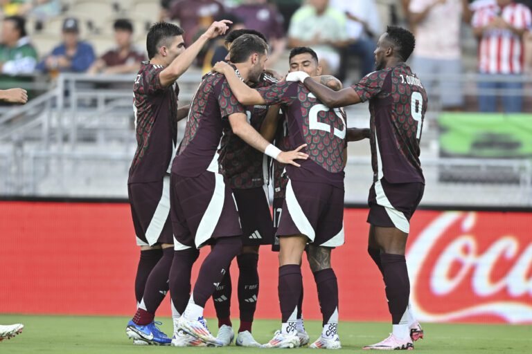 La Selección Mexicana derrotó 3-0 a Nueva Zelanda en partido amistoso en Pasadena.