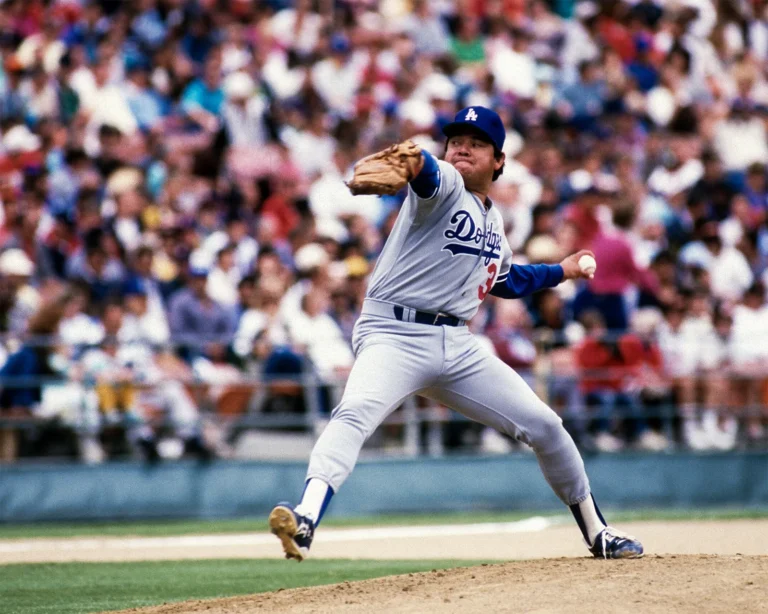 Fernando Valenzuela, grave en hospital de Los Ángeles 1 Muere Fernando Valenzuela