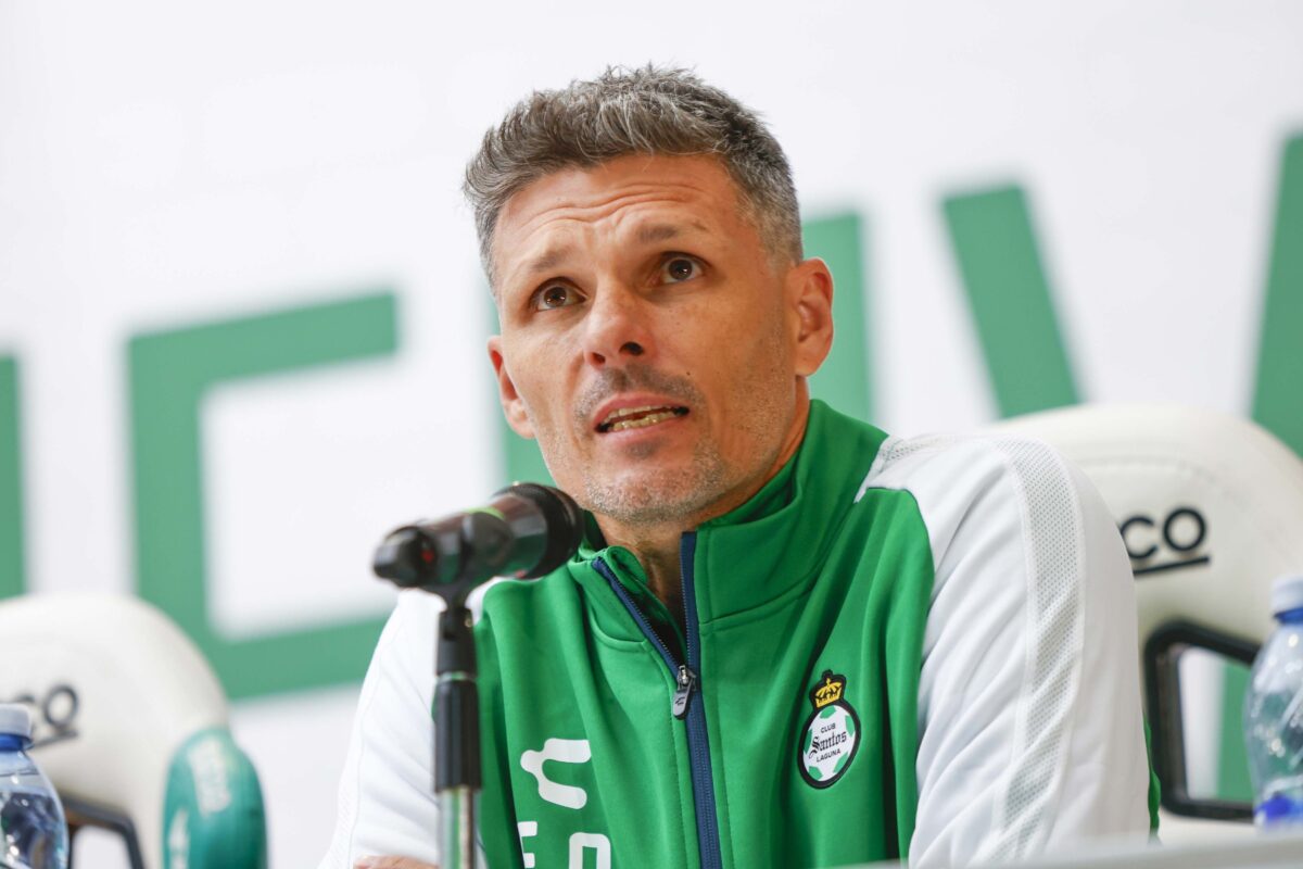 Lee más sobre el artículo “Si dijera que me gustó el equipo estaría loco”: Tano Ortiz sobre la actuación de Santos Laguna