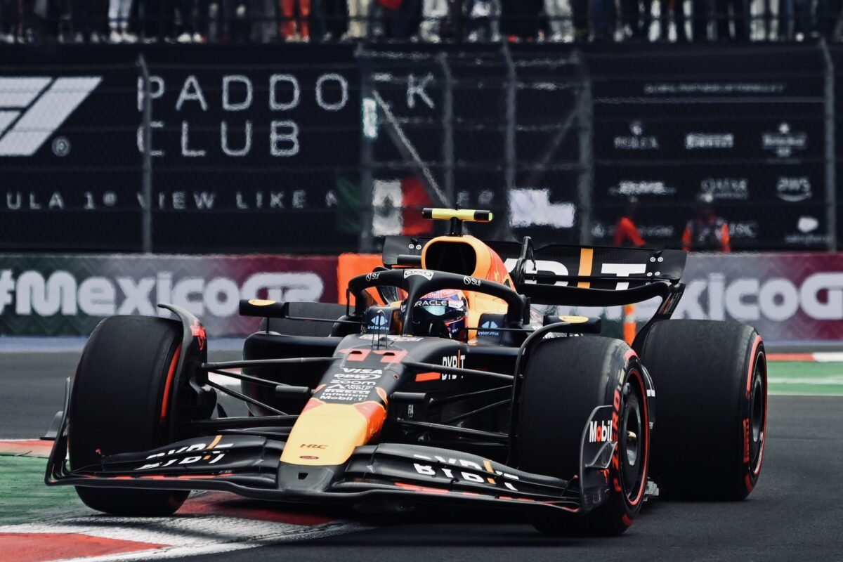 Checo Pérez y Red Bull.