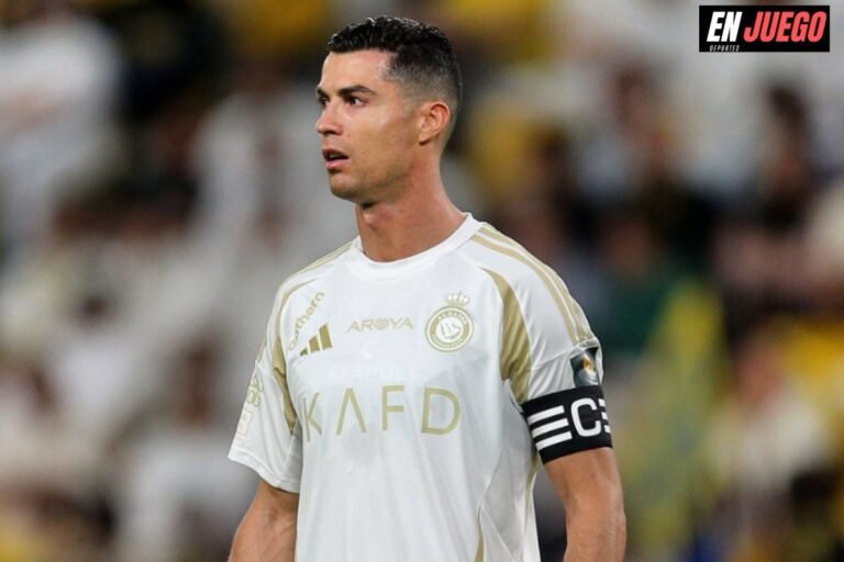 Cristiano Ronaldo con la playera del Al-Nassr.