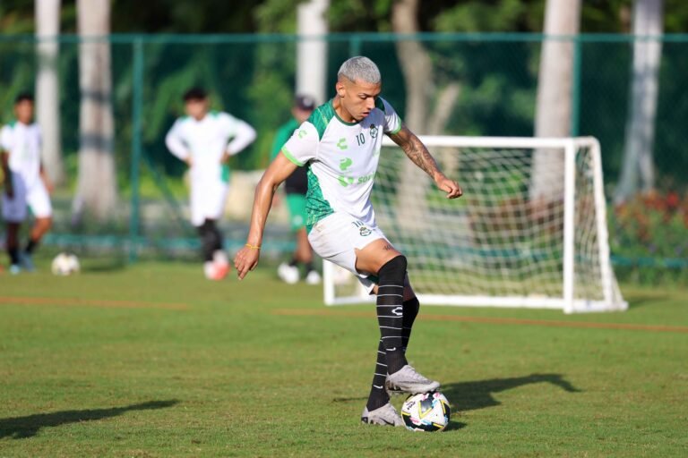 Destaca Fagúndez nueva era con Tano Ortiz en Santos 1 Franco Fagúndez jugador de Santos Laguna.