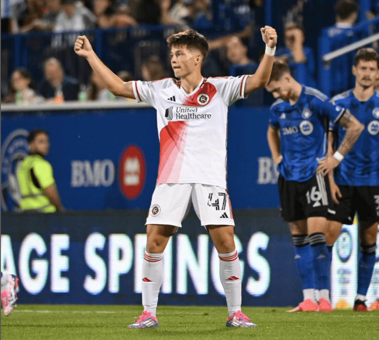 Esmir Bajraktarević deja el New England Revolution y se une al PSV Eindhoven 1 Esmir Bajraktarevic