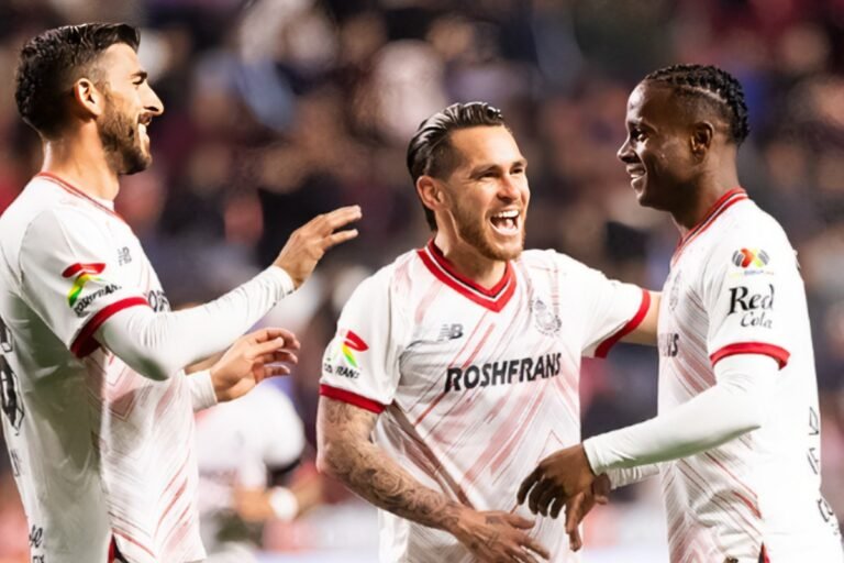 Toluca goleó 4-2 a Xolos