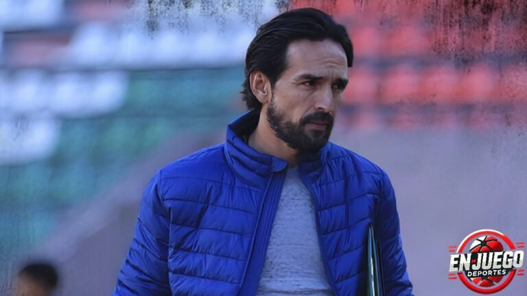 ¿Quién es Gerardo Espinoza, nuevo técnico de las Chivas? 1 Gerardo Espinoza, nuevo director técnico de Chivas.