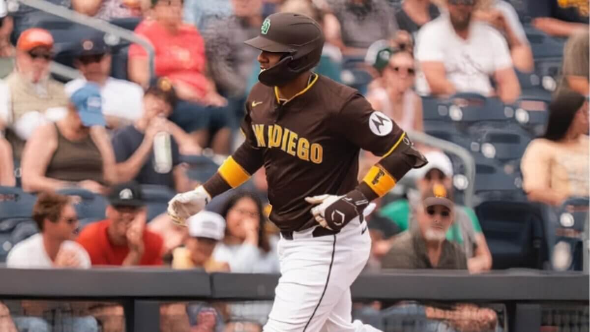 Yuli Gurriel sigue con el bat caliente con los Padres.
