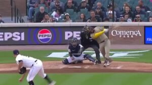 Padres vencieron 2-0 a Tigers en el segundo de la serie.