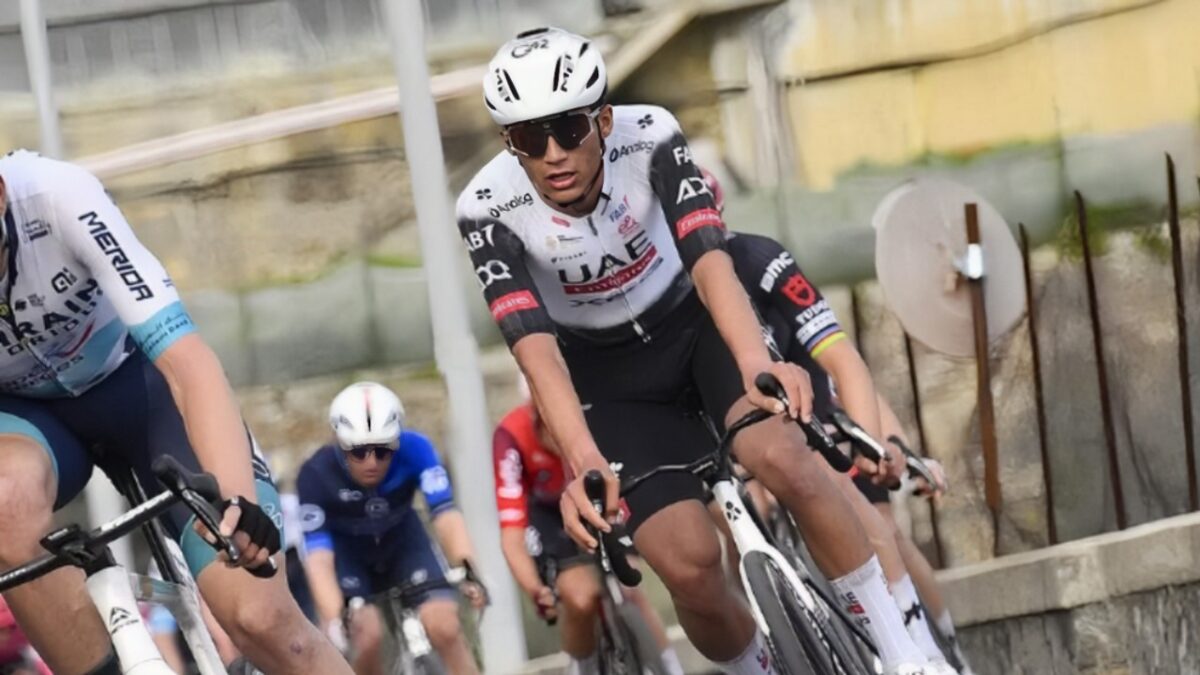 Increíble, Isaac del Toro en la punta del Giro 1 Increíble, Isaac del Toro en la punta del Giro