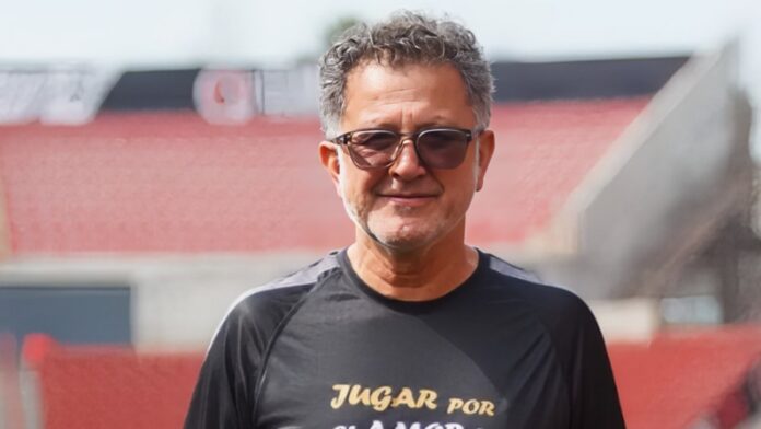 Chivas: Juan Carlos Osorio se une a lista de candidatos