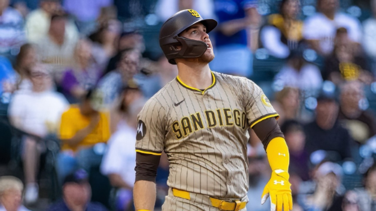 Sheets pega dos cuadrangulares, pero los Padres pierden 7-6 con Toronto 1 Sheets pega dos cuadrangulares, pero los Padres pierden 7-6 con Toronto