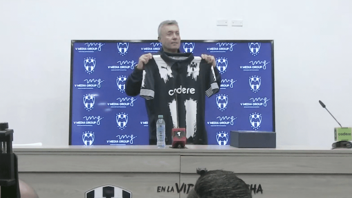 Domenec Torrent es Oficialmente Presentado como Director Técnico de los Rayados del Monterrey