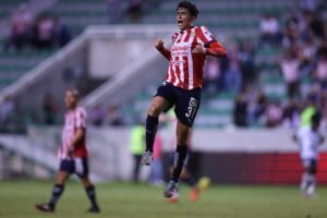 Chivas venció 2-0 al León en la Copa Morelos.