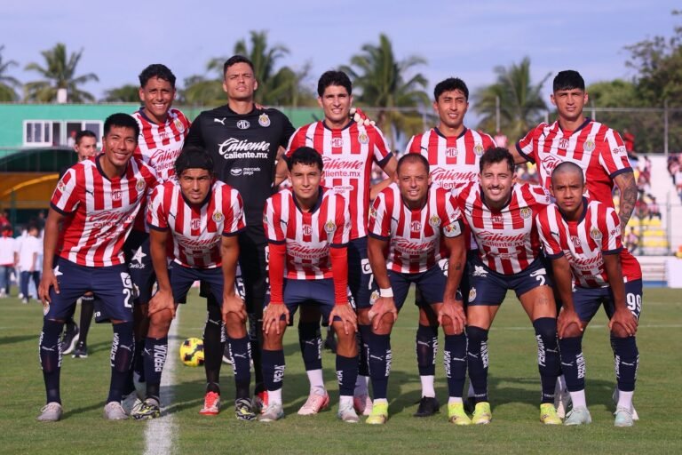 Chivas cerró su preparación en Isla Navidad igualando con el Tapatío.