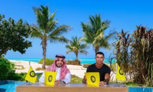 Cristiano Ronaldo firma extensión de contrato con el Al-Nassr.