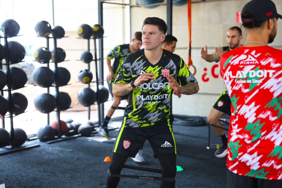 Necaxa arranca pretemporada sin Larcamón ni Gago 2 Necaxa arranca pretemporada sin Larcamón ni Gago