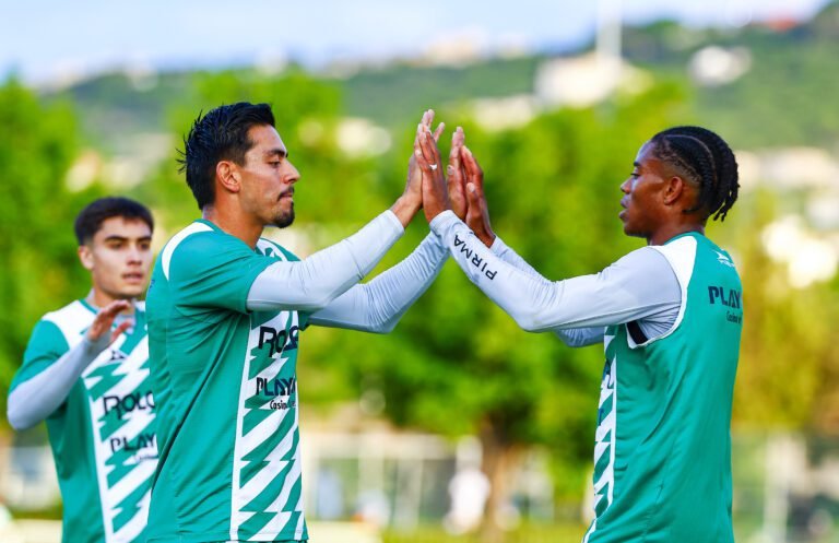 Necaxa venció 4-1 al Atlético Morelia.