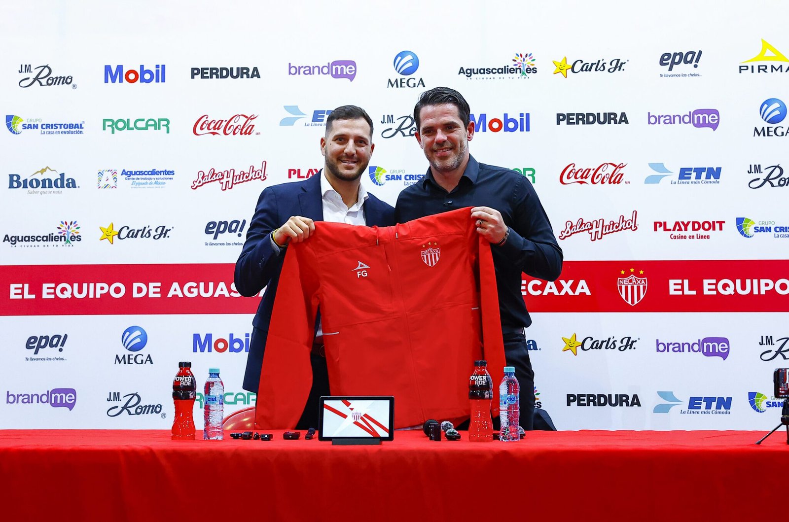 Fernando Gago enfrentará a Chivas, como nuevo técnico de Necaxa.