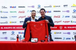 Fernando Gago enfrentará a Chivas, como nuevo técnico de Necaxa.