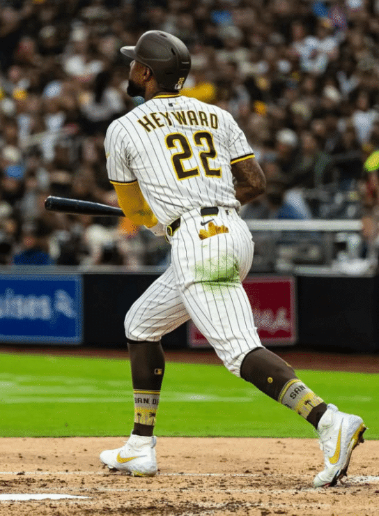 MLB: Los Padres le dan las gracias a Jason Heyward 2 Jason Heyward fue liberado por los Padres de San Diego.