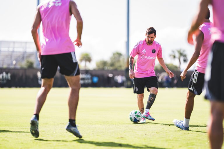Leo Messi.