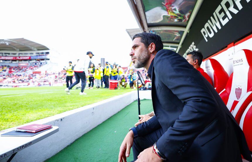 Fernando Gago, entrenador del Necaxa.