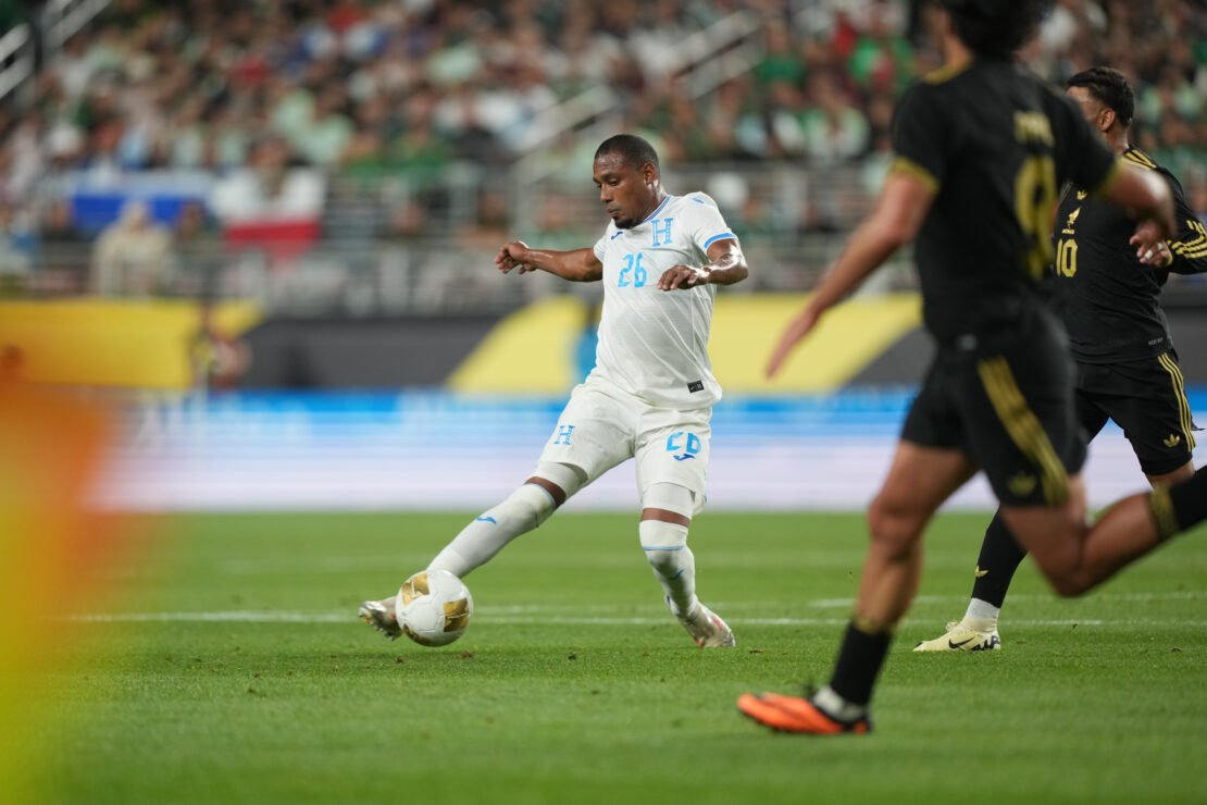 ¿Cómo se jugará la eliminatoria final de la Concacaf para el Mundial 2026? 3 Los tres ganadores de cada grupo avanzarán directo al Mundial, los dos mejores segundos van al repechaje.