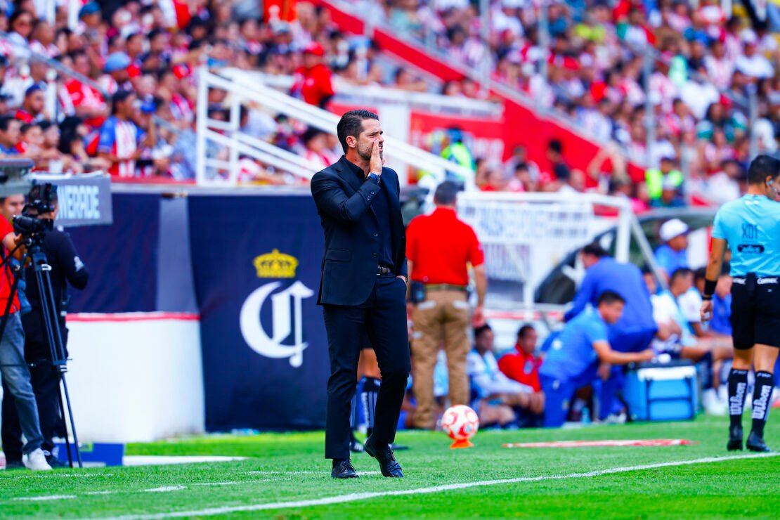 Chivas 3-Necaxa 2, Guadalajara arruina presentación de Gago 3 Chivas 3-Necaxa 2, Guadalajara arruina presentación de Gago