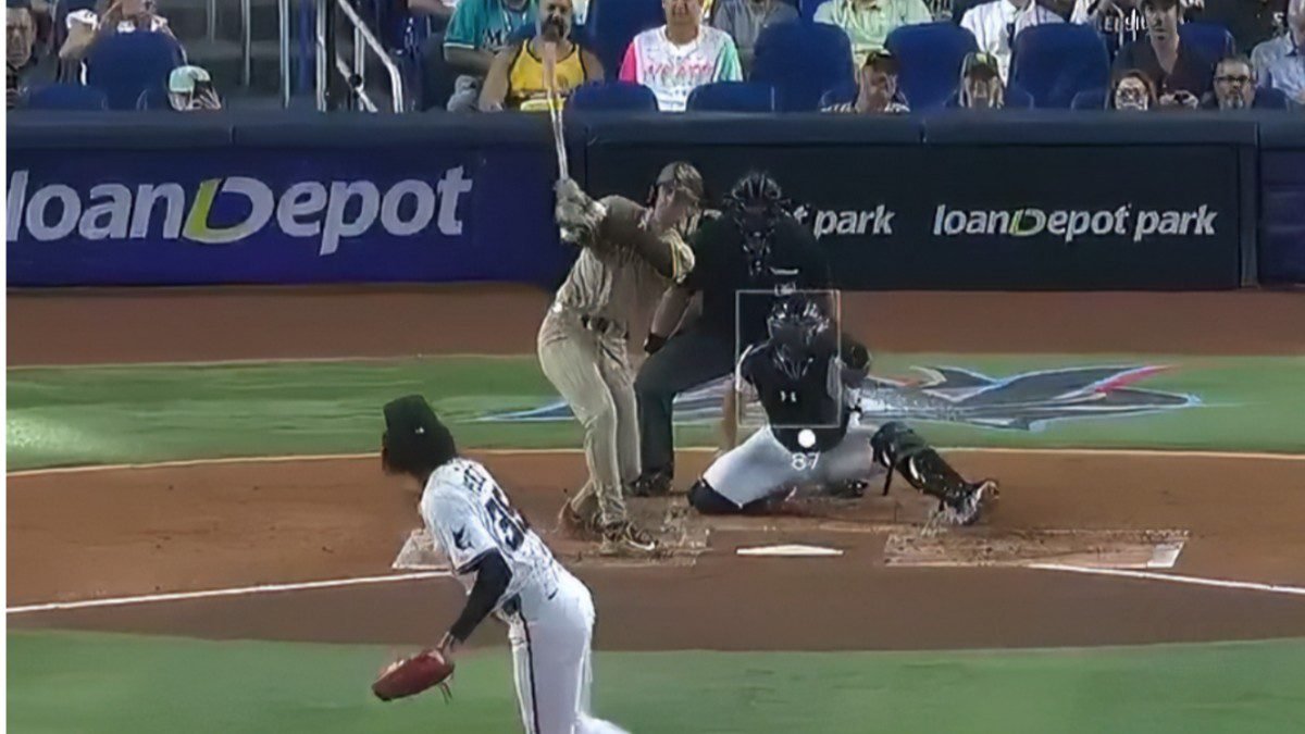 San Diego Padres vencieron 2-1 a los Marlins.