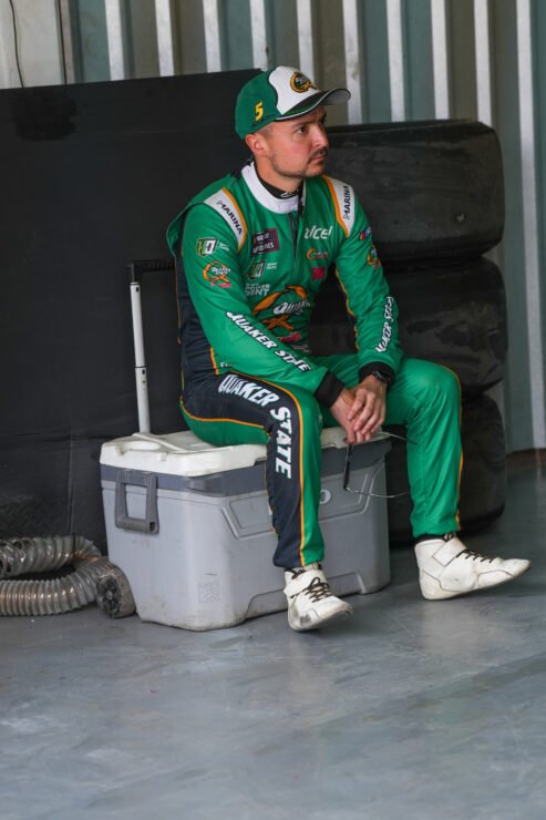Santiago Tovar, listo para enfrentar los playoffs de NASCAR México Series.
