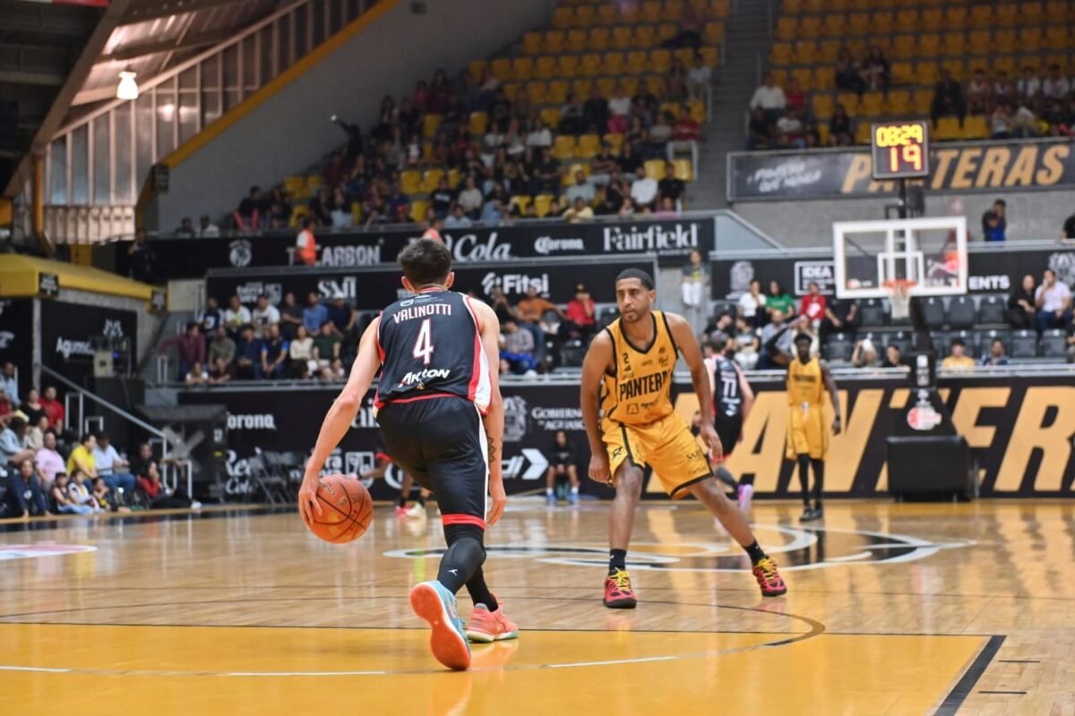 Mineros vs Panteras 4 de Julio del 2025.