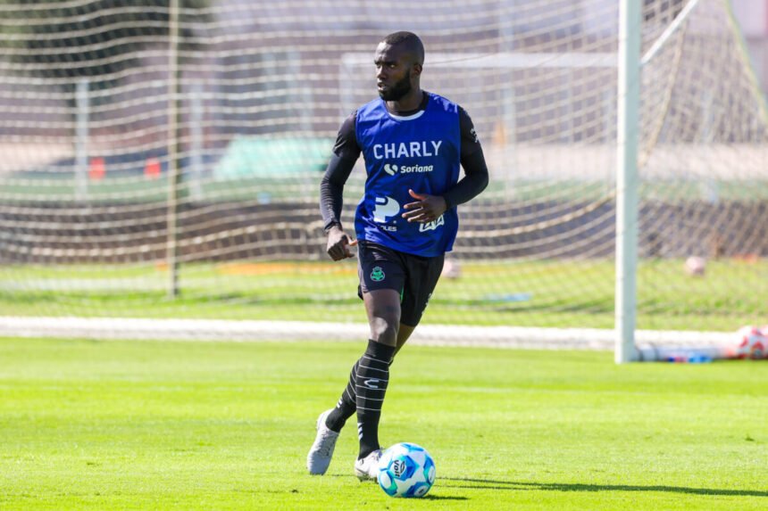 Kevin Balanta, futbolista de Santos Laguna.