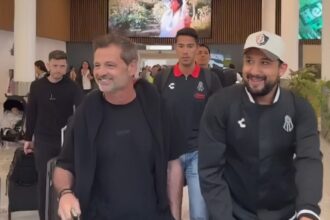 Diego Cocca llegó a Guadalajara.