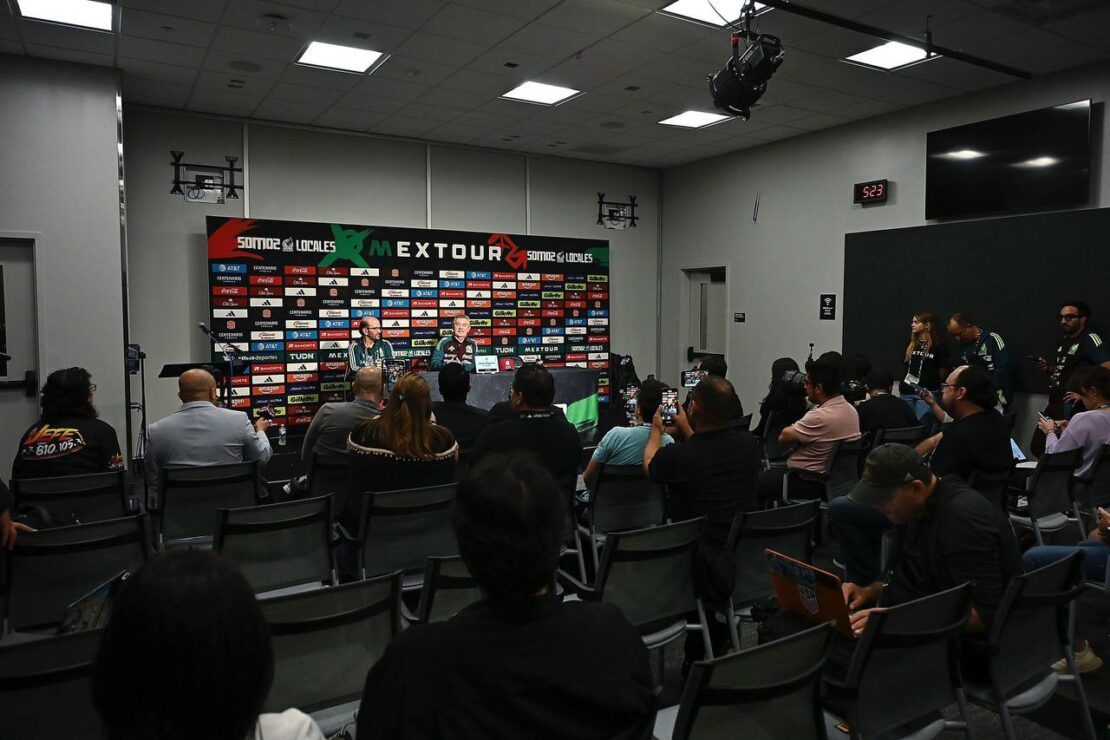 Conferencia de Prensa de Javier Aguirre. 