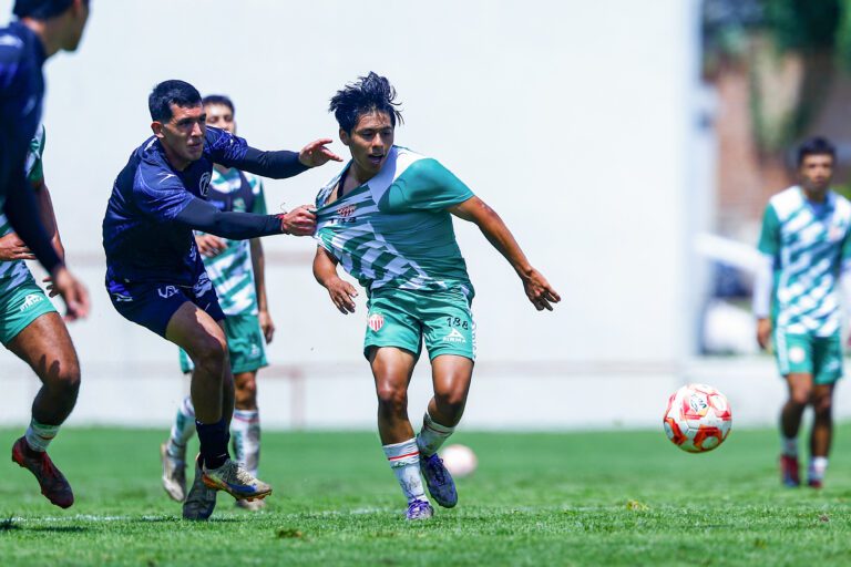 Necaxa venció 3-1 al Querétaro.
