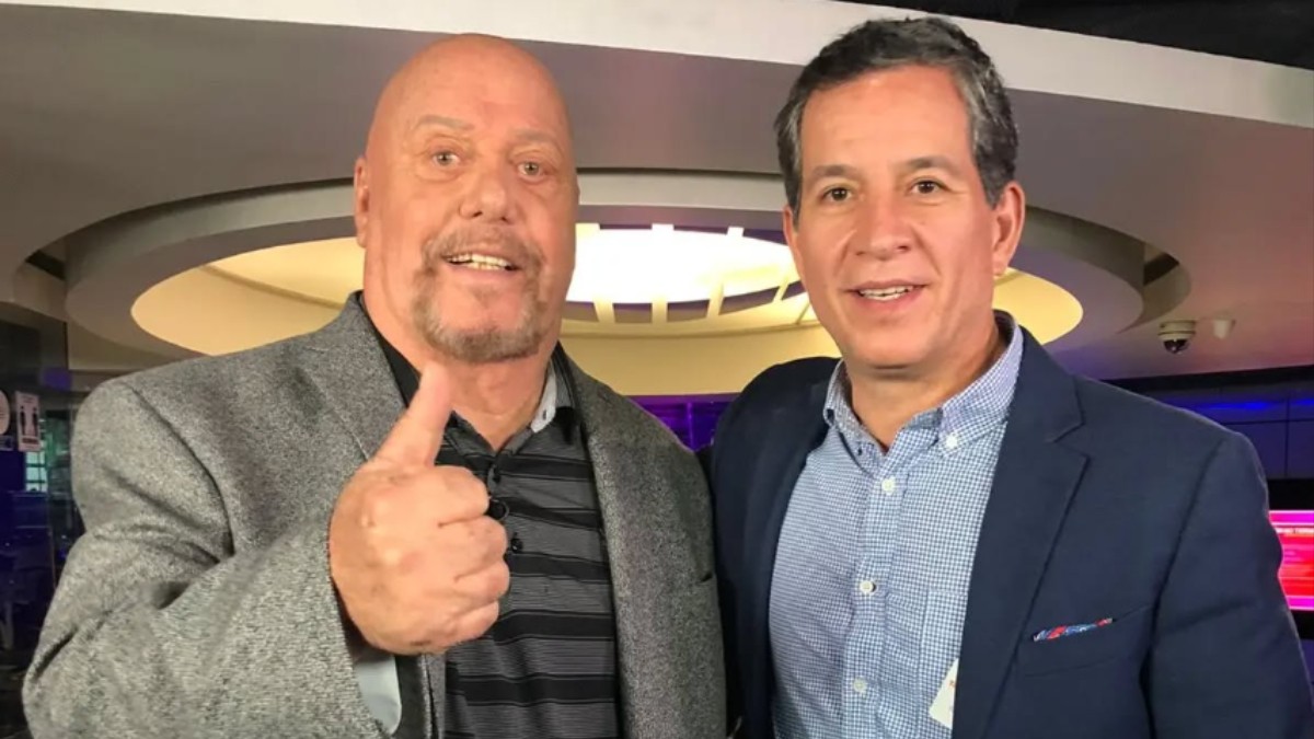 Enrique Bermúdez junto a Javier Alarcón.