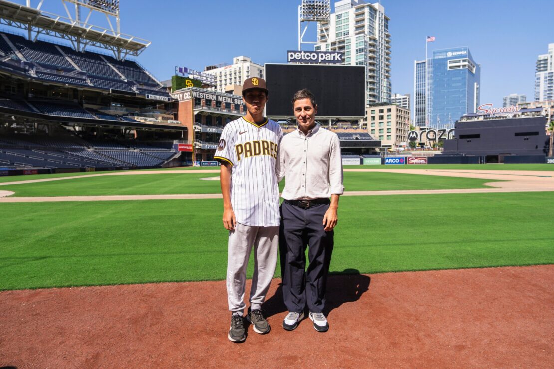 Padres firman al lanzador taiwanés Lan-Hong Su, una joven promesa internacion
