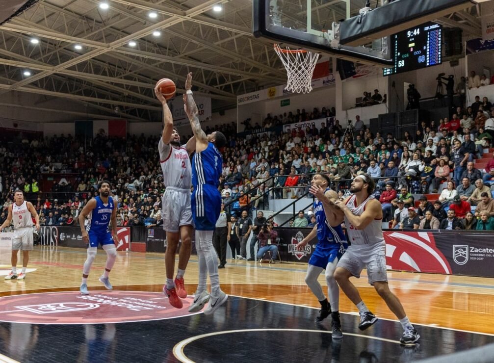 México Cae ante República Dominicana en el Inicio de la Eliminatoria Mundialista