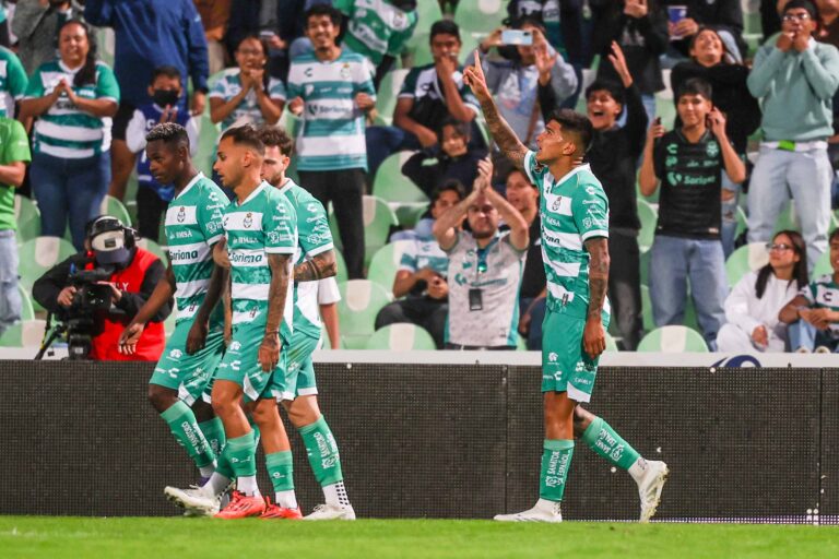 Bruno Amione marcó el gol del triunfo de Santos Laguna sobre Pachuca.