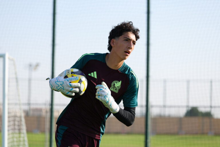 Santiago López portero de la Selección Mexicana Sub 17.