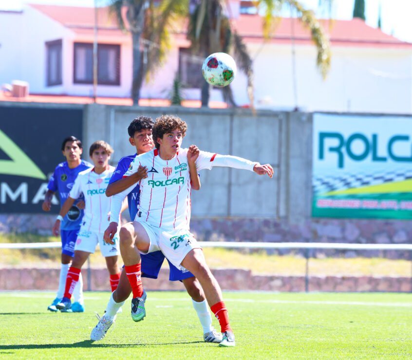 Necaxa vence 2-1 a Real Olmeca.
